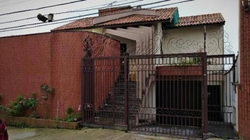 Foto 1 de Sobrado com 5 Quartos à venda, 405m² em Vila Junqueira, Santo André