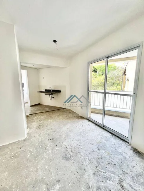 Foto 1 de Apartamento com 2 Quartos à venda, 53m² em Quitaúna, Osasco