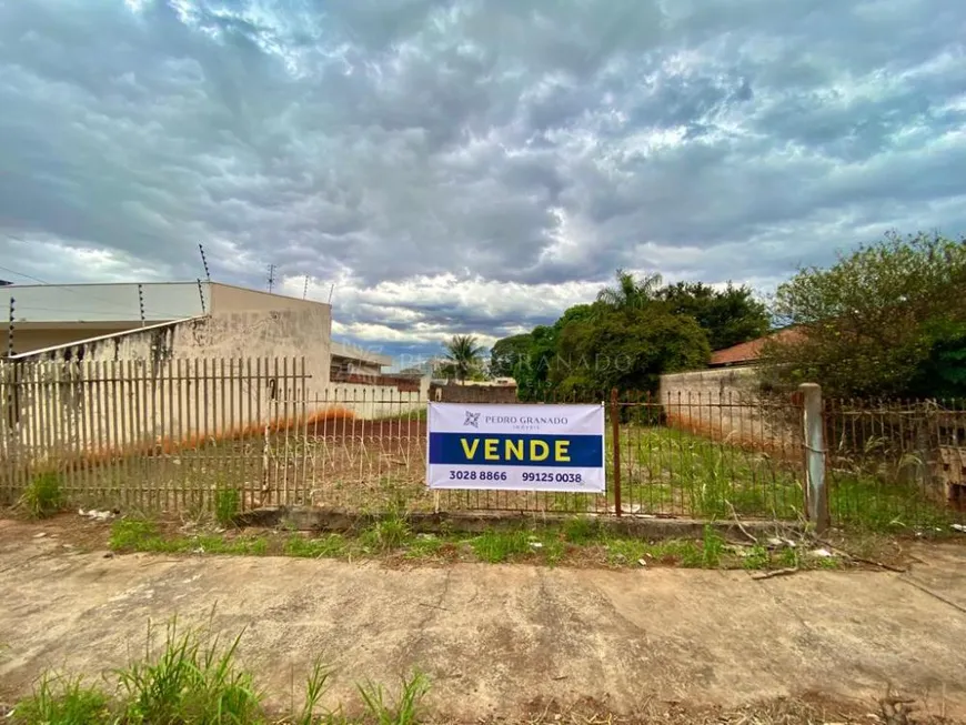 Foto 1 de Lote/Terreno à venda, 580m² em Zona 03, Maringá