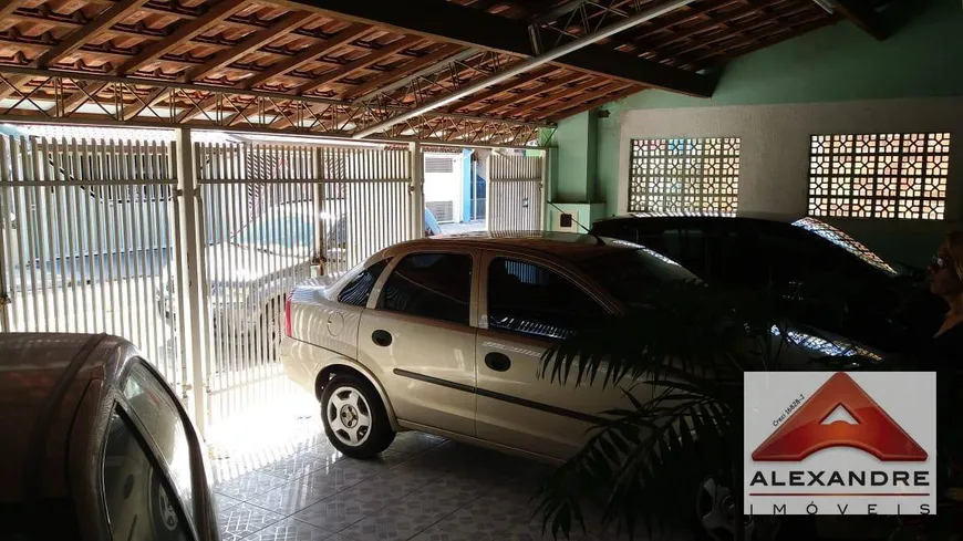 Foto 1 de Casa com 3 Quartos à venda, 135m² em Vila Tatetuba, São José dos Campos