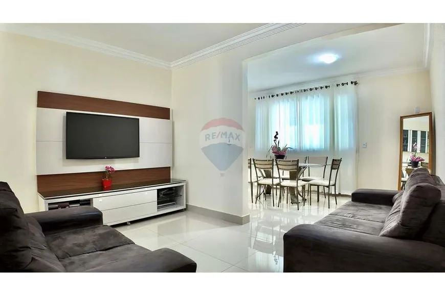 Foto 1 de Casa com 5 Quartos à venda, 250m² em Taguatinga Norte, Brasília