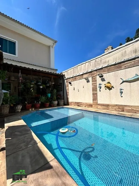 Foto 1 de Casa com 3 Quartos à venda, 261m² em Jacarepaguá, Rio de Janeiro