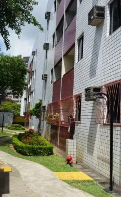 Foto 1 de Apartamento com 3 Quartos à venda, 69m² em Engenho do Meio, Recife