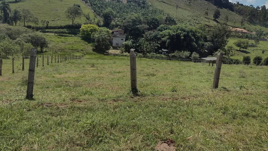 Foto 1 de Fazenda/Sítio à venda, 242000m² em Zona Rural, São José do Alegre