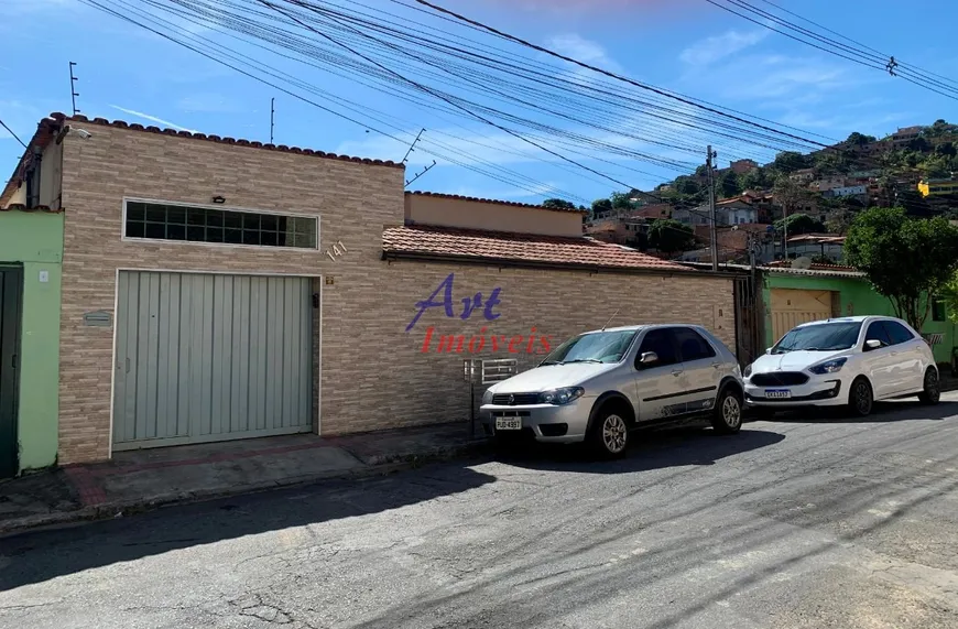 Foto 1 de Casa com 3 Quartos à venda, 150m² em Jardim dos Comerciários, Belo Horizonte