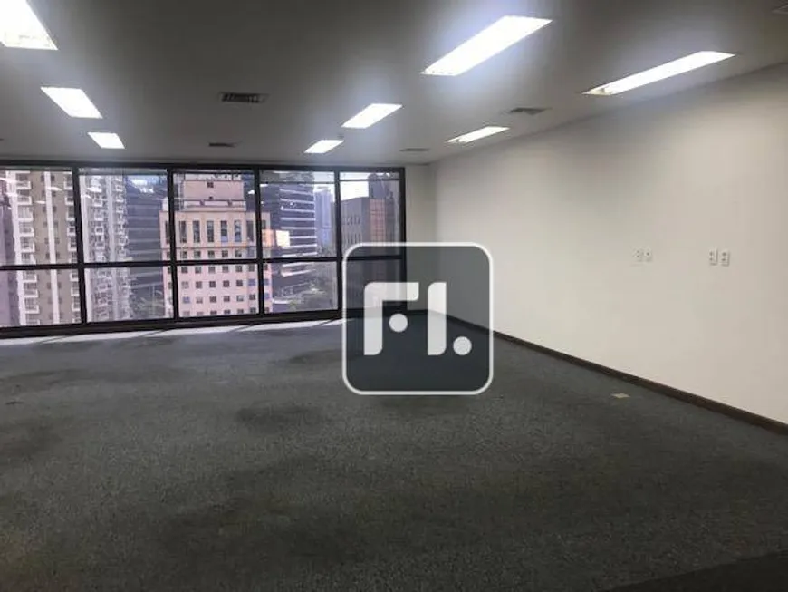 Foto 1 de Sala Comercial para alugar, 251m² em Vila Olímpia, São Paulo