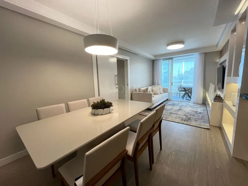 Foto 1 de Apartamento com 3 Quartos à venda, 94m² em Jurerê Internacional, Florianópolis