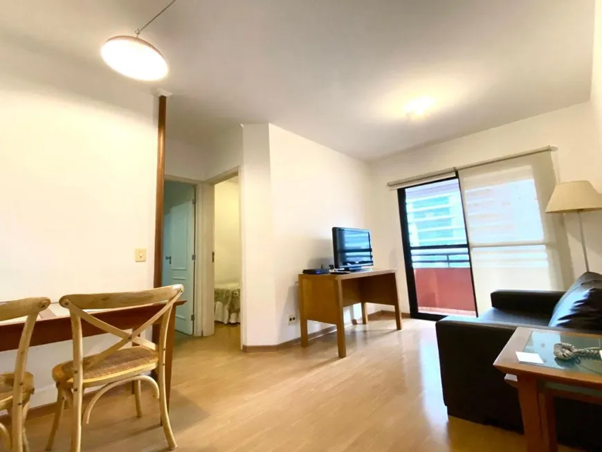Foto 1 de Apartamento com 2 Quartos para alugar, 50m² em Cidade Monções, São Paulo