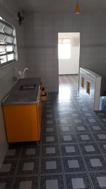 Foto 1 de Casa com 2 Quartos à venda, 199m² em Vila Vitoria, Santo André