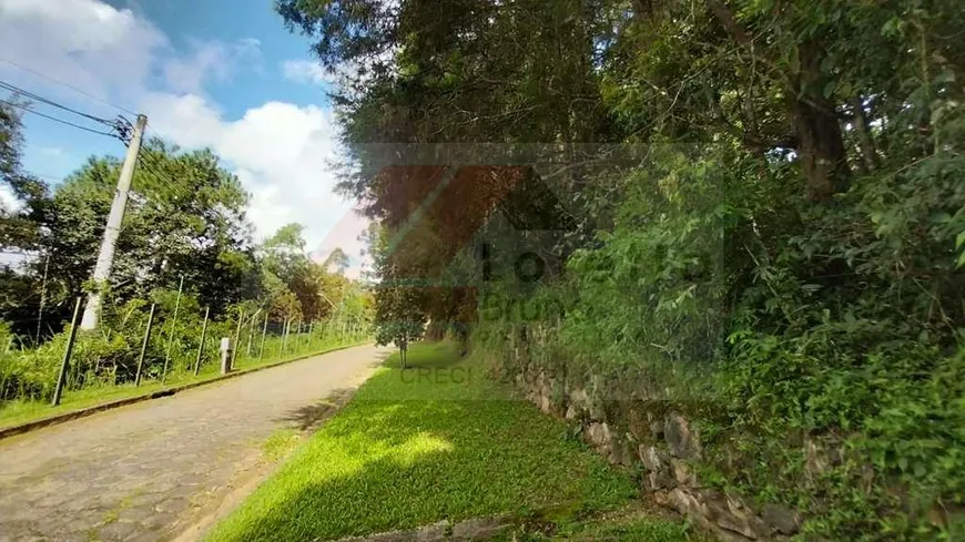 Foto 1 de Lote/Terreno à venda, 2500m² em Moinho Velho, Embu das Artes