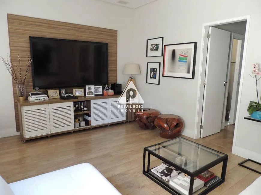 Foto 1 de Apartamento com 3 Quartos à venda, 96m² em Humaitá, Rio de Janeiro