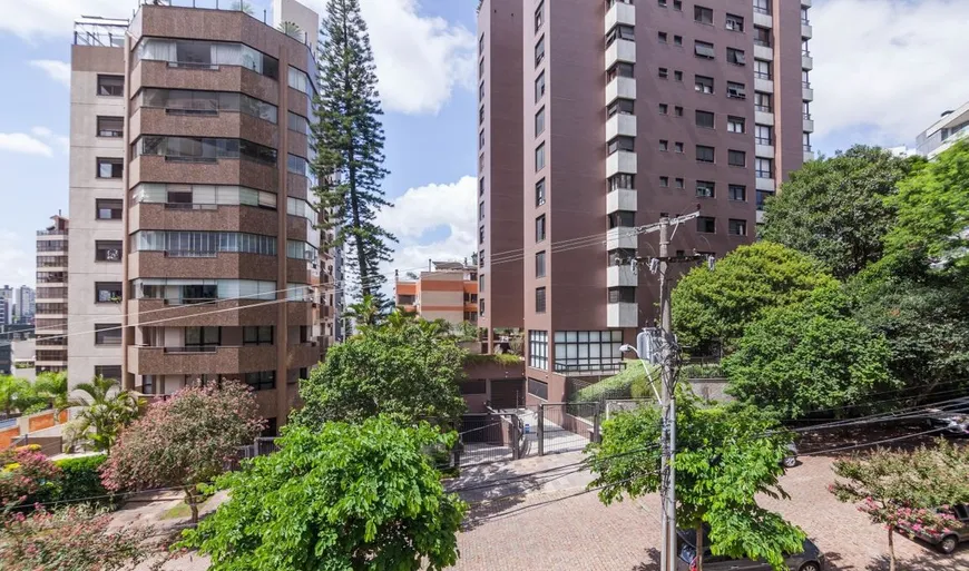 Foto 1 de Apartamento com 3 Quartos à venda, 157m² em Bela Vista, Porto Alegre