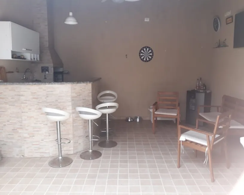 Foto 1 de Casa com 2 Quartos à venda, 75m² em Vila Formosa, Jacareí