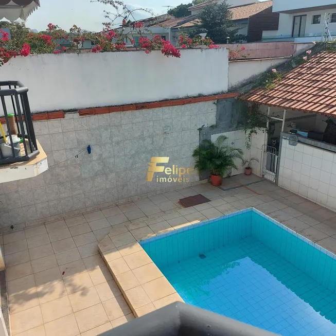 Foto 1 de Casa com 4 Quartos à venda, 335m² em Mata da Praia, Vitória