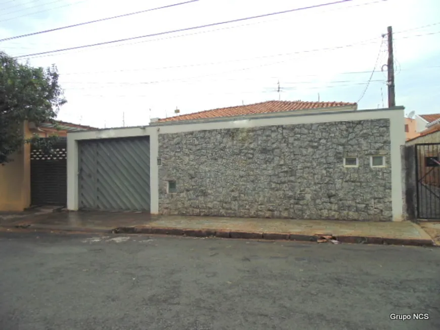 Foto 1 de Casa com 3 Quartos à venda, 173m² em Vila Xavier, Araraquara