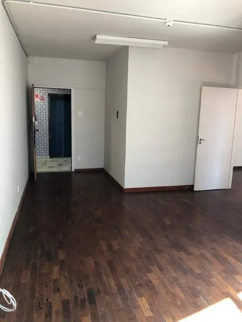 Foto 1 de Sala Comercial para alugar, 49m² em Cruzeiro, Belo Horizonte