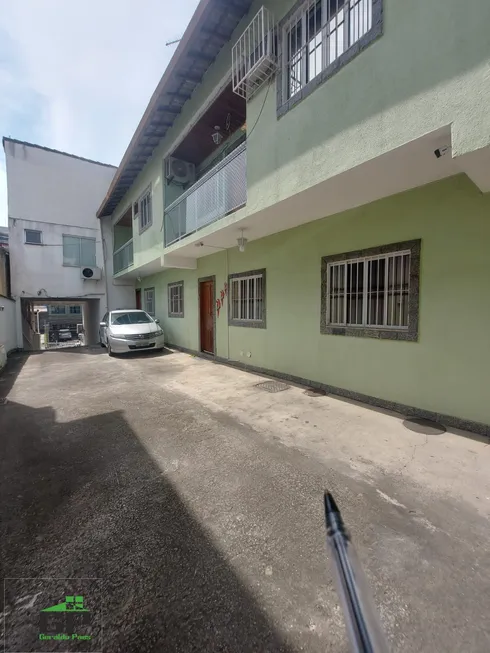 Foto 1 de Casa com 2 Quartos à venda, 75m² em  Vila Valqueire, Rio de Janeiro