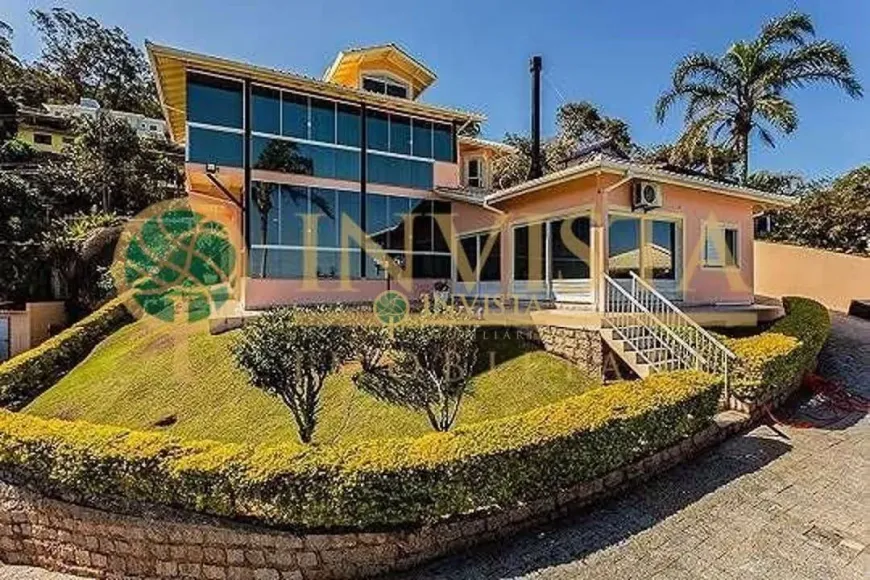 Foto 1 de Casa com 3 Quartos à venda, 470m² em Sambaqui, Florianópolis