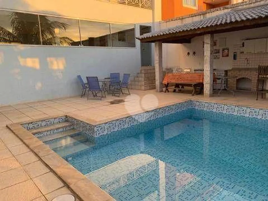 Foto 1 de Casa de Condomínio com 4 Quartos à venda, 272m² em Anil, Rio de Janeiro