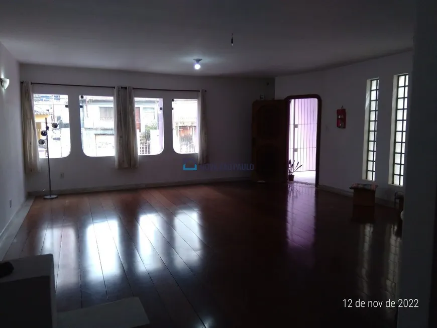 Foto 1 de Sobrado com 3 Quartos para alugar, 340m² em Vila Brasílio Machado, São Paulo
