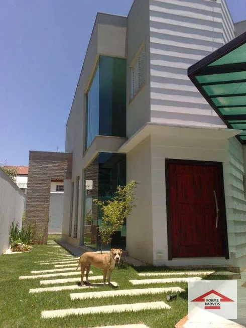 Foto 1 de Casa com 4 Quartos para venda ou aluguel, 285m² em Jardim Brasil, Jundiaí