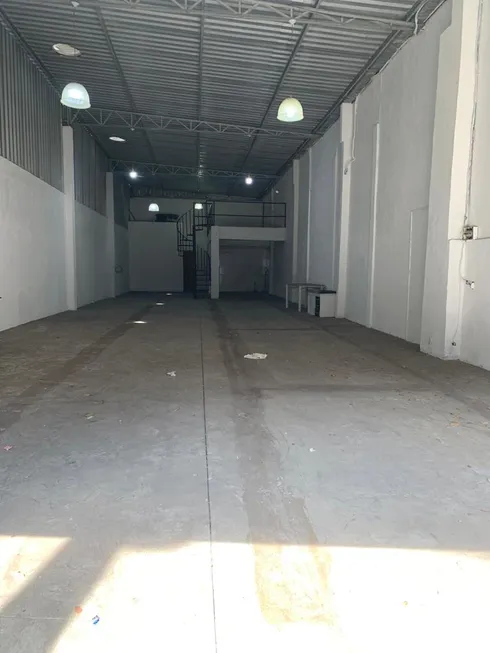 Foto 1 de Ponto Comercial com 1 Quarto para alugar, 260m² em Nazaré, Vitória