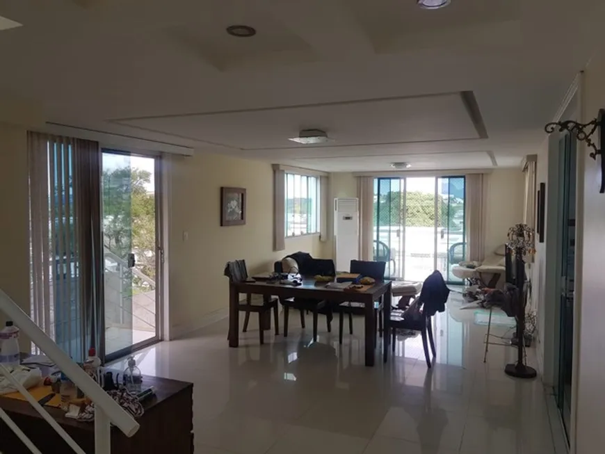 Foto 1 de Casa de Condomínio com 4 Quartos à venda, 353m² em Lagoa, Macaé