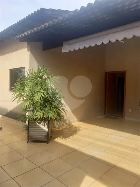 Foto 1 de Casa com 3 Quartos à venda, 180m² em Jardim das Américas 2ª Etapa, Anápolis