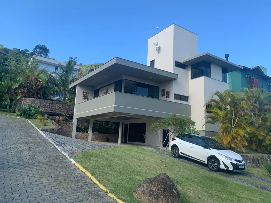 Foto 1 de Casa de Condomínio com 3 Quartos à venda, 270m² em Santo Antônio de Lisboa, Florianópolis