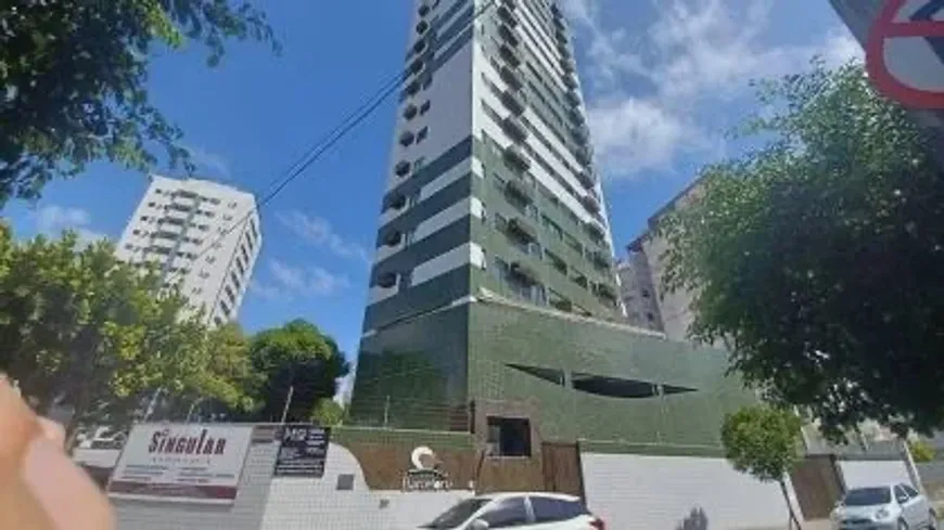 Foto 1 de Apartamento com 3 Quartos para alugar, 105m² em Boa Viagem, Recife