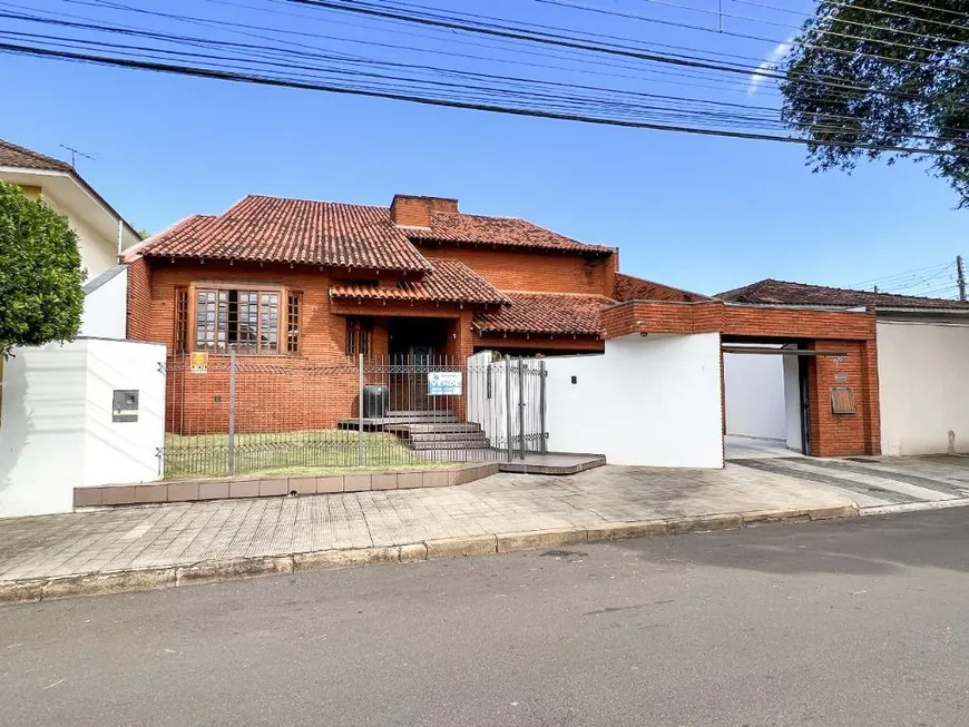 Foto 1 de Sobrado com 4 Quartos à venda, 506m² em Zona 04, Maringá