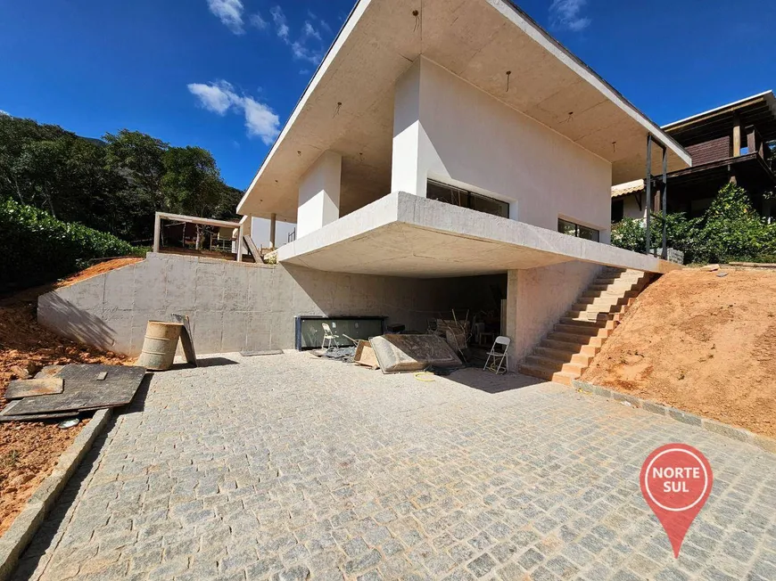 Foto 1 de Casa com 4 Quartos à venda, 353m² em Condomínio Retiro do Chalé, Brumadinho