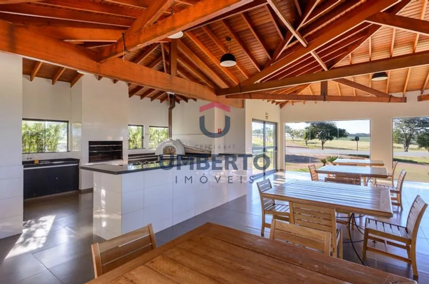 Foto 1 de Lote/Terreno à venda, 1914m² em Jardim Guaporé, Ourinhos