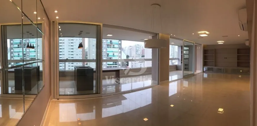 Foto 1 de Apartamento com 3 Quartos à venda, 180m² em Água Branca, São Paulo