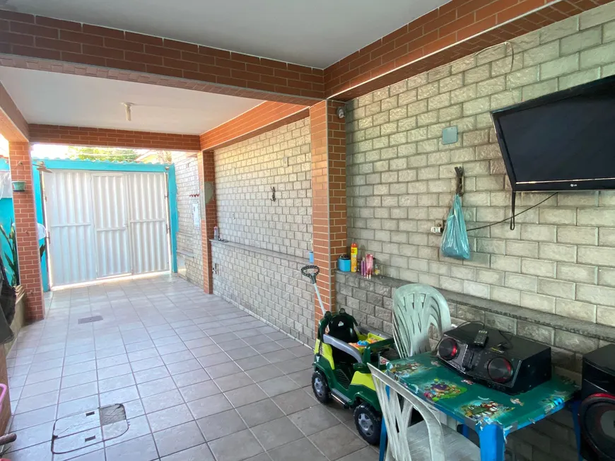 Foto 1 de Casa com 2 Quartos à venda, 120m² em Cabral, Nilópolis