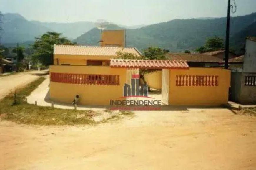 Foto 1 de Casa com 4 Quartos à venda, 165m² em Praia do Sapê, Ubatuba