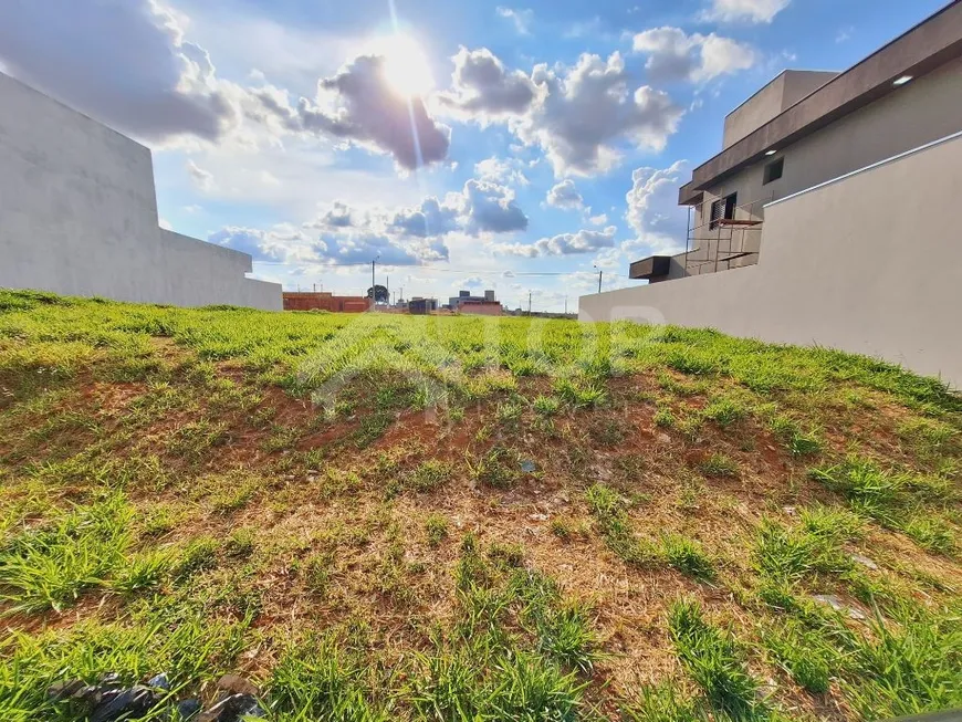 Foto 1 de Lote/Terreno à venda, 240m² em Jardim Jóckei Club A, São Carlos