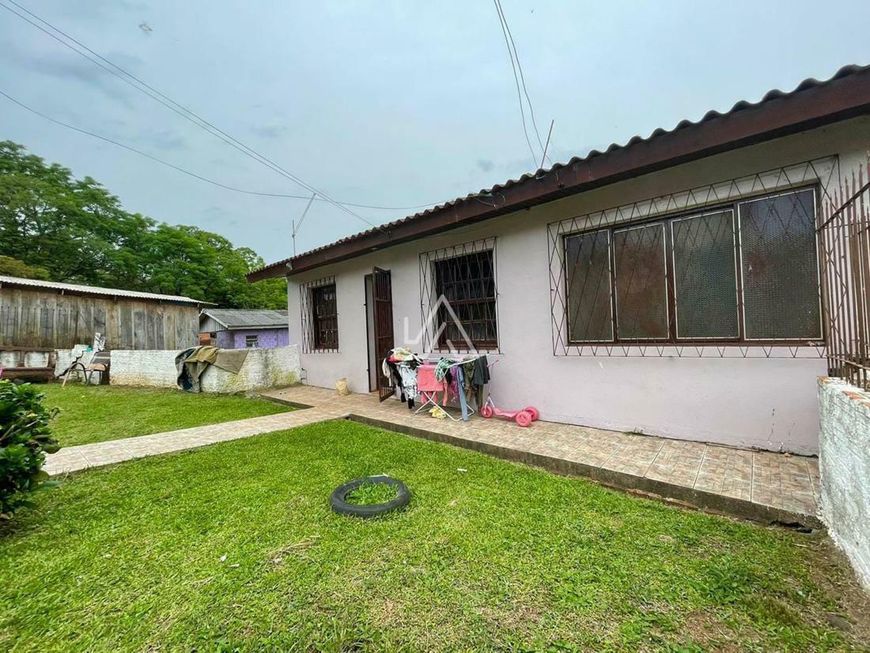 Casa à venda com 100m² na Travessa Lucas Barbosa, Nossa Senhora do Rosário  em Santa Maria, RS