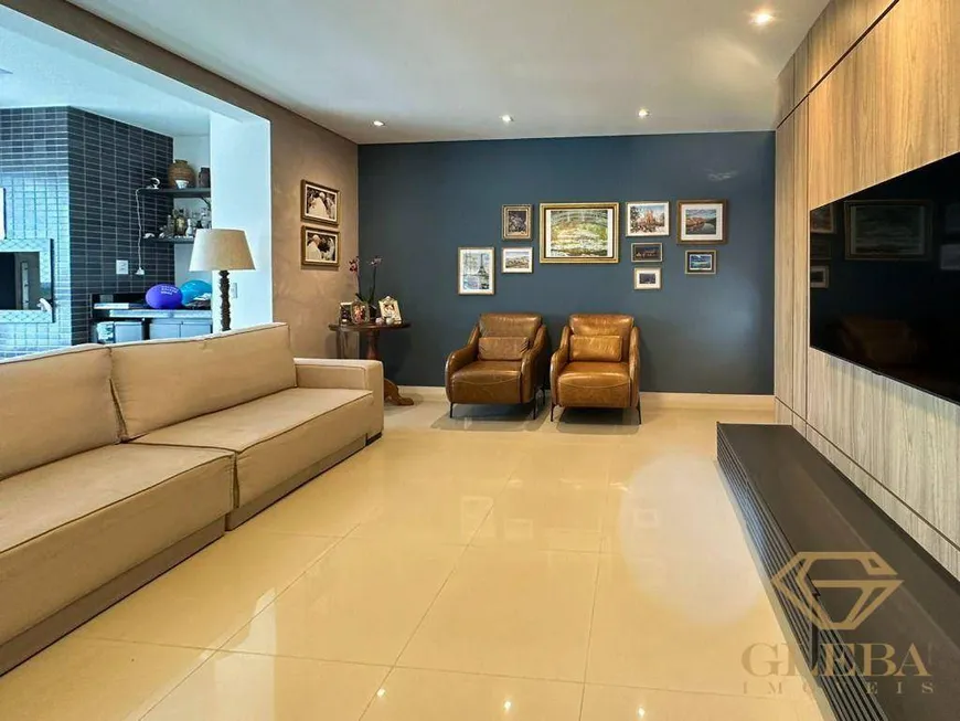 Foto 1 de Apartamento com 3 Quartos à venda, 122m² em Gleba Palhano, Londrina