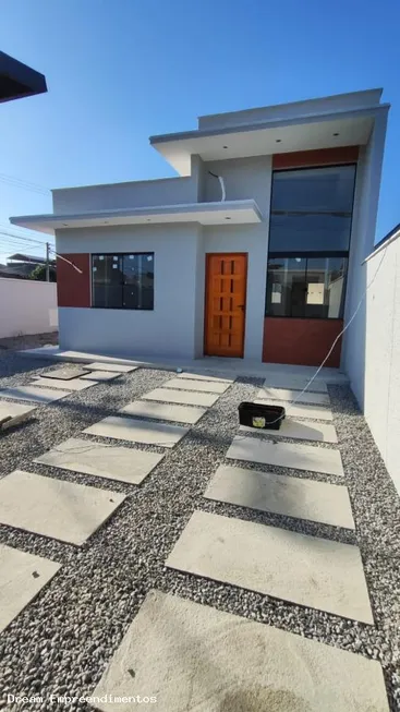 Foto 1 de Casa com 2 Quartos à venda, 65m² em Jardim Mariléa, Rio das Ostras
