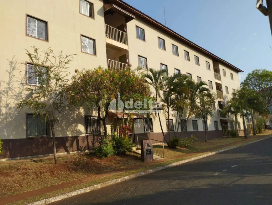 Foto 1 de Apartamento com 3 Quartos à venda, 60m² em Chácaras Tubalina E Quartel, Uberlândia