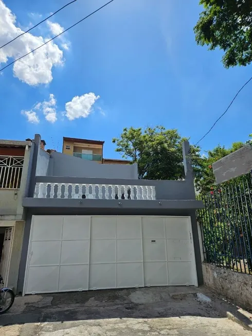 Foto 1 de Casa com 2 Quartos à venda, 180m² em Limão, São Paulo