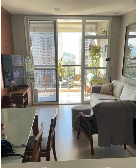 Foto 1 de Apartamento com 3 Quartos à venda, 86m² em Barra da Tijuca, Rio de Janeiro