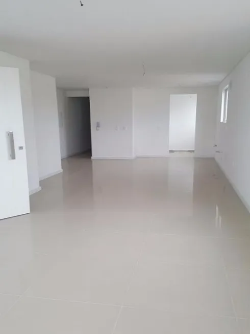 Foto 1 de Apartamento com 2 Quartos à venda, 74m² em Tabuleiro, Camboriú