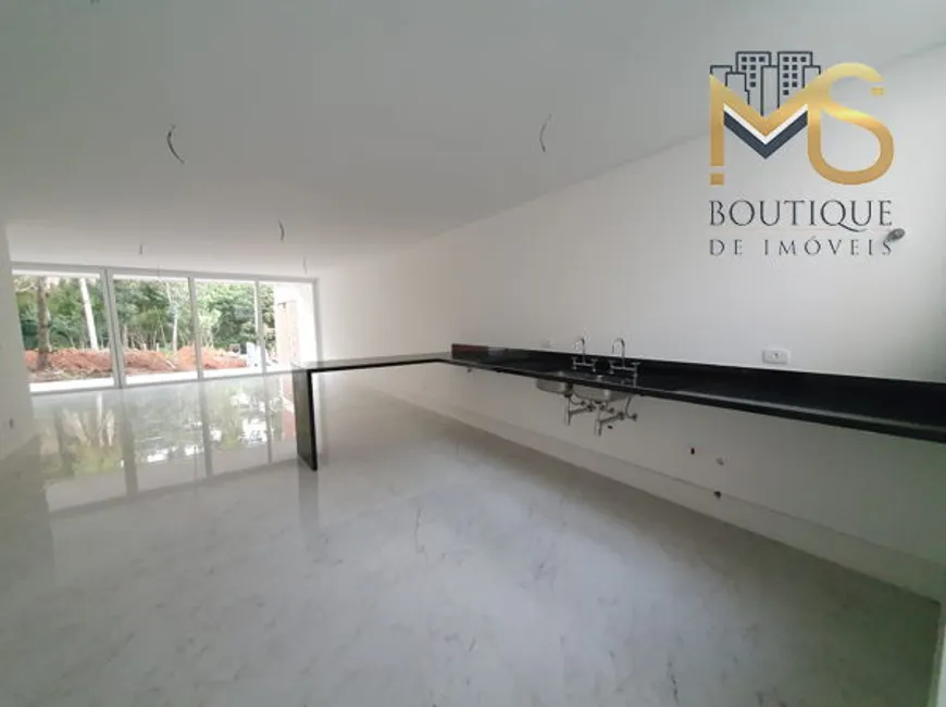 Foto 1 de Casa de Condomínio com 4 Quartos à venda, 373m² em Granja Julieta, São Paulo