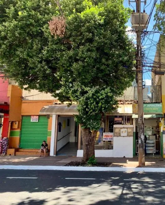 Foto 1 de Sobrado com 2 Quartos para alugar, 10m² em Centro, Campo Grande