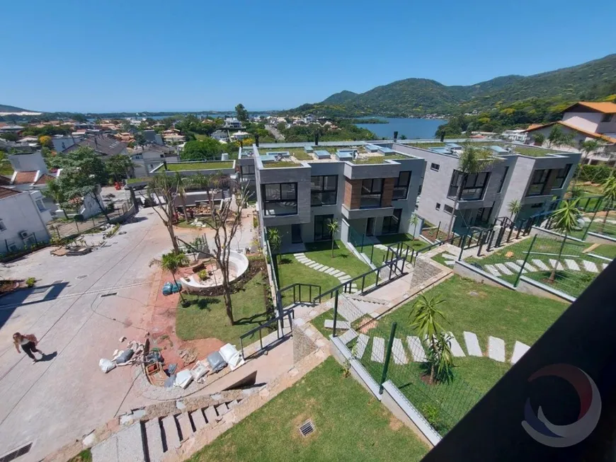 Foto 1 de Casa com 3 Quartos à venda, 195m² em Lagoa da Conceição, Florianópolis