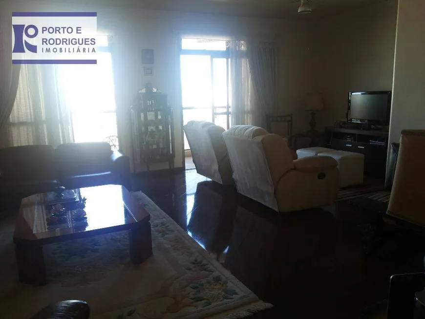 Foto 1 de Apartamento com 3 Quartos à venda, 210m² em Vila Lemos, Campinas