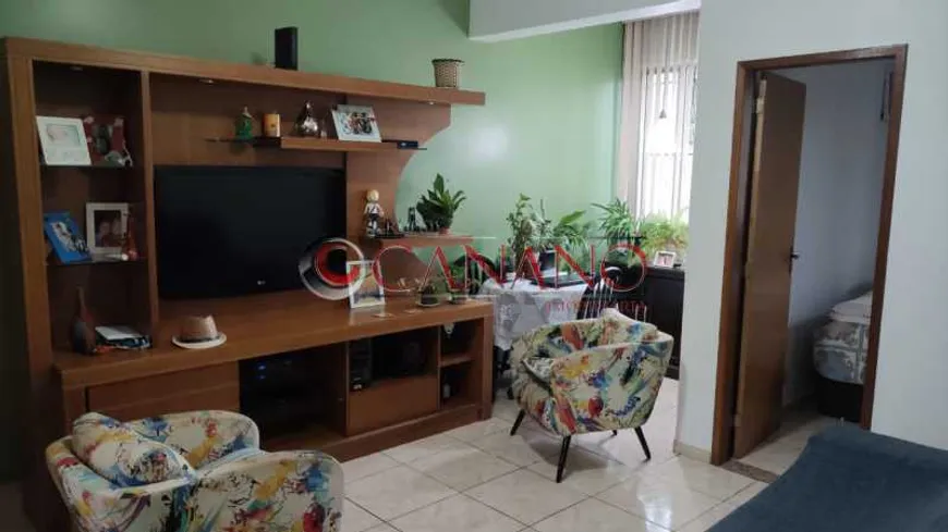 Foto 1 de Apartamento com 2 Quartos à venda, 70m² em Cascadura, Rio de Janeiro