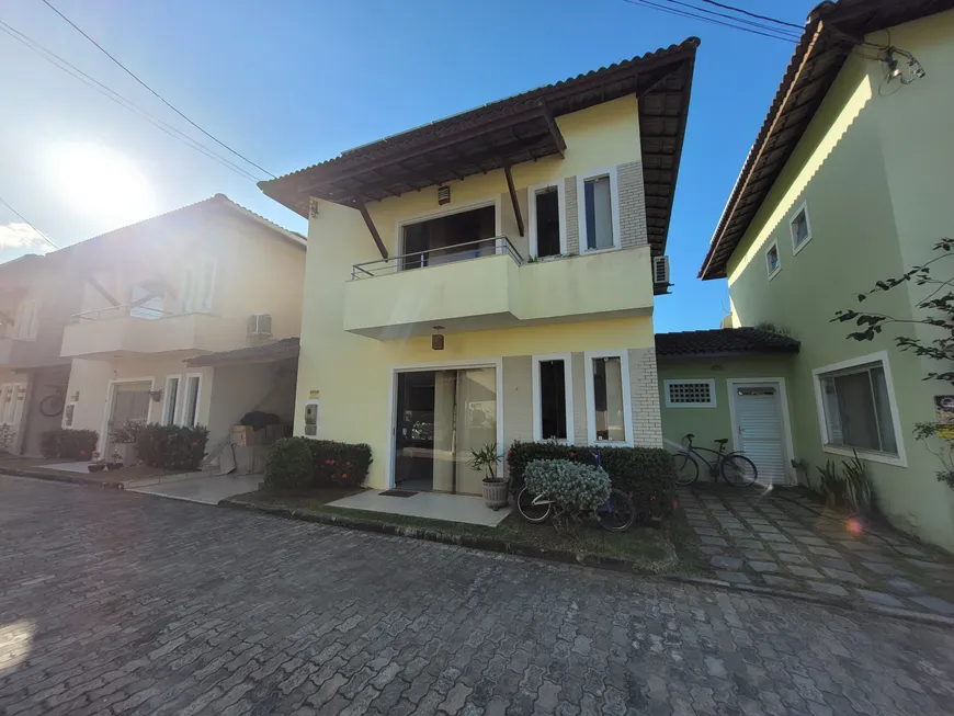 Foto 1 de Casa com 4 Quartos à venda, 150m² em Buraquinho, Lauro de Freitas